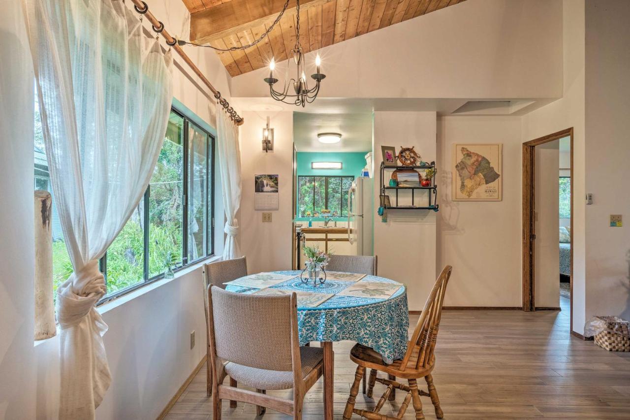 Peaceful Abode With Deck, 13 Mi To Black Sand Beach! Naalehu Exterior photo
